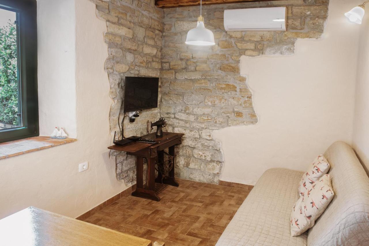 Apartmaji Pajer Koper Exterior foto